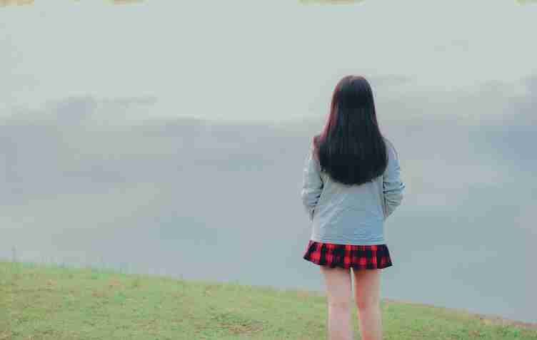 失落沙洲主题曲如何唱尽人间遗憾与和解？